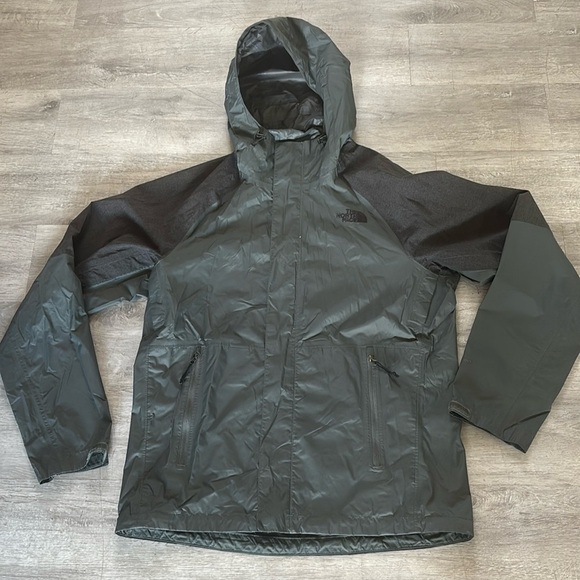 The North Face Dryvent Men’s S Hooded Jacket - Picture 1 of 9